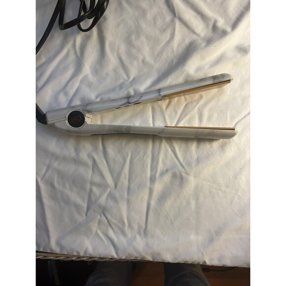 CHI "Mod Marble" 1" Ceramic Hairstyling Flat Iron White Model GF8192 - Tested - Picture 1 of 7